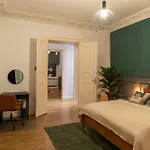 Bevoflats - Live Like A Local - In Kreuzberg, Graefekiez