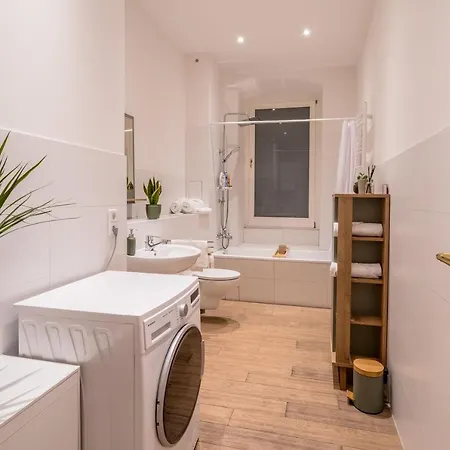 Bevoflats - Live Like A Local - In Kreuzberg, Graefekiez * Berlin