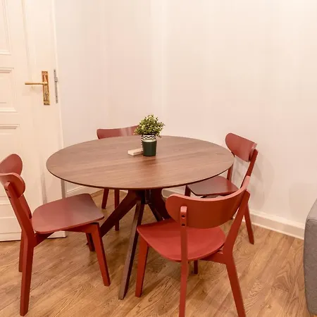 Bevoflats - Live Like A Local - In Kreuzberg, Graefekiez *