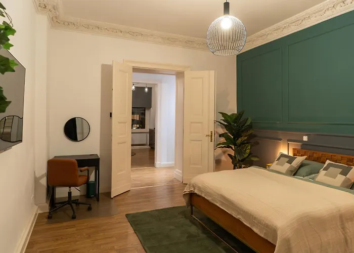 Bevoflats - Live Like A Local - In Kreuzberg, Graefekiez